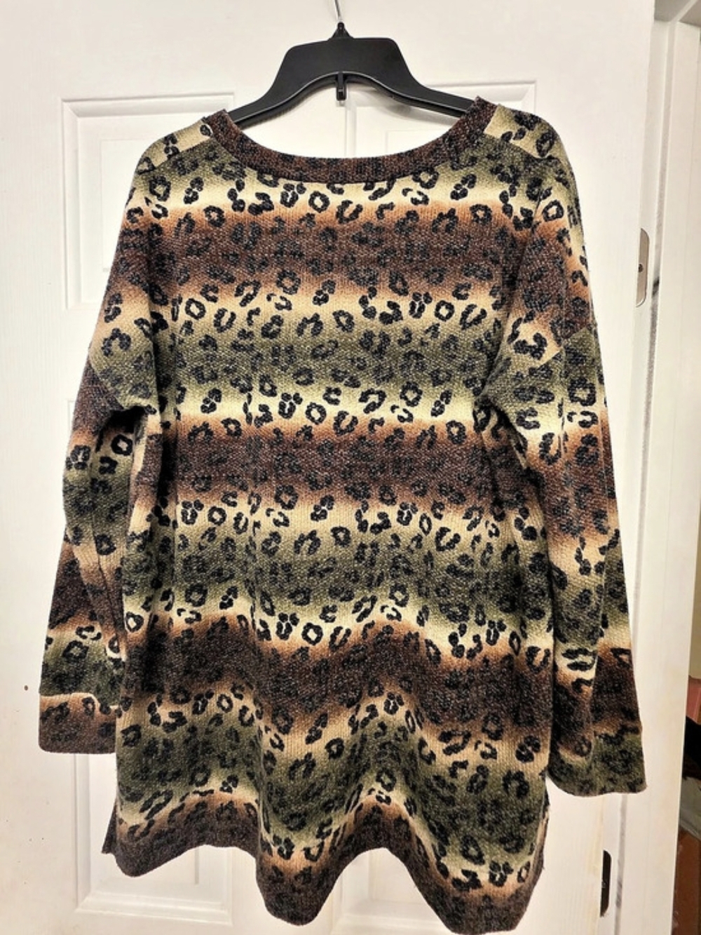 ZENANA JT-897AB Leopard Print Tunic Size Large